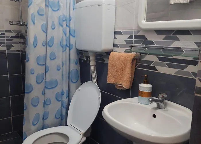 Ramona アパート *