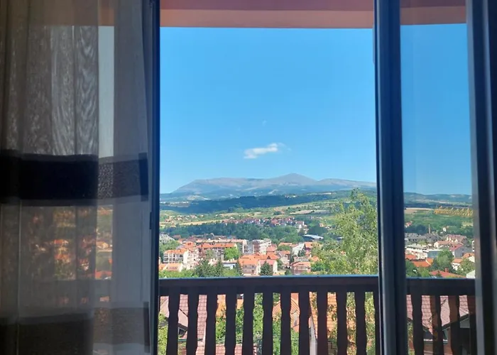 Ramona アパート *